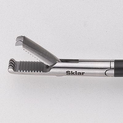 Sklartech 5000 Sharp Traumatic Grasping Forceps 33cm 5mm - 31-9075YC